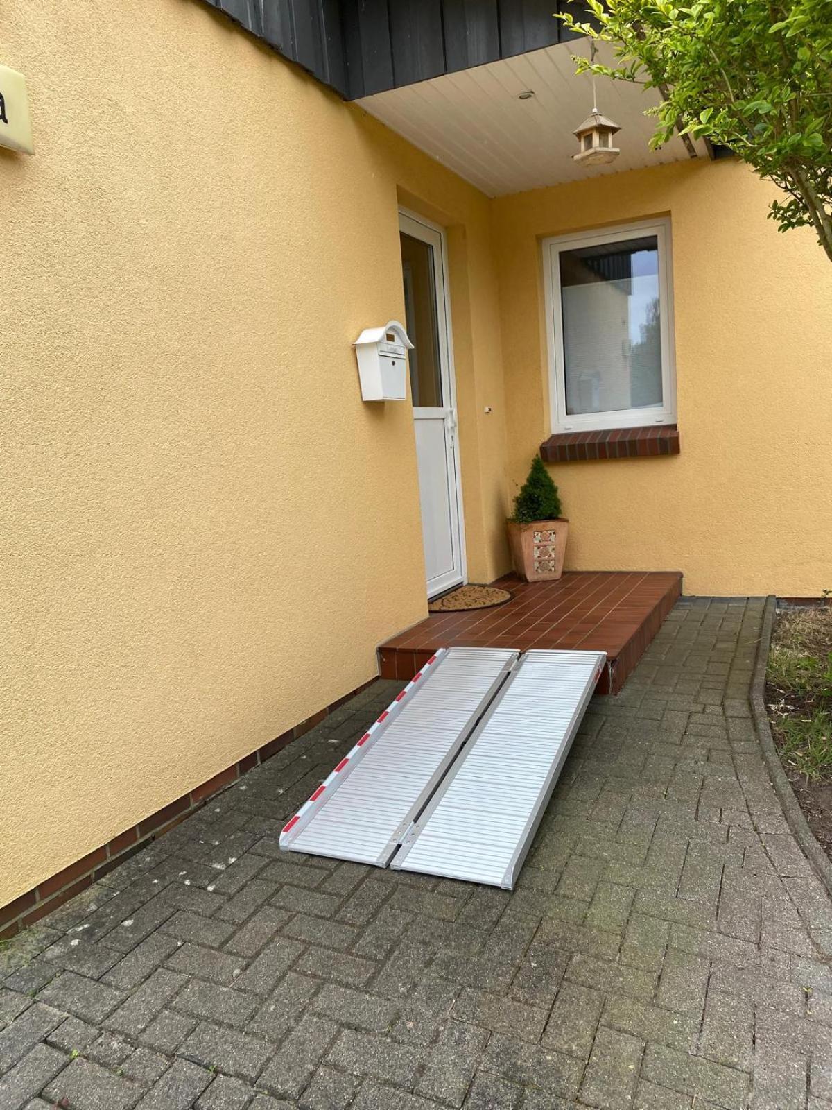 Komfortables Einzelhaus Mit Garten Halstenbek Bagian luar foto